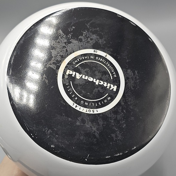 Kitchenaid White Whistling Tea Kettle 1.5 Quart - Picture 12 of 14